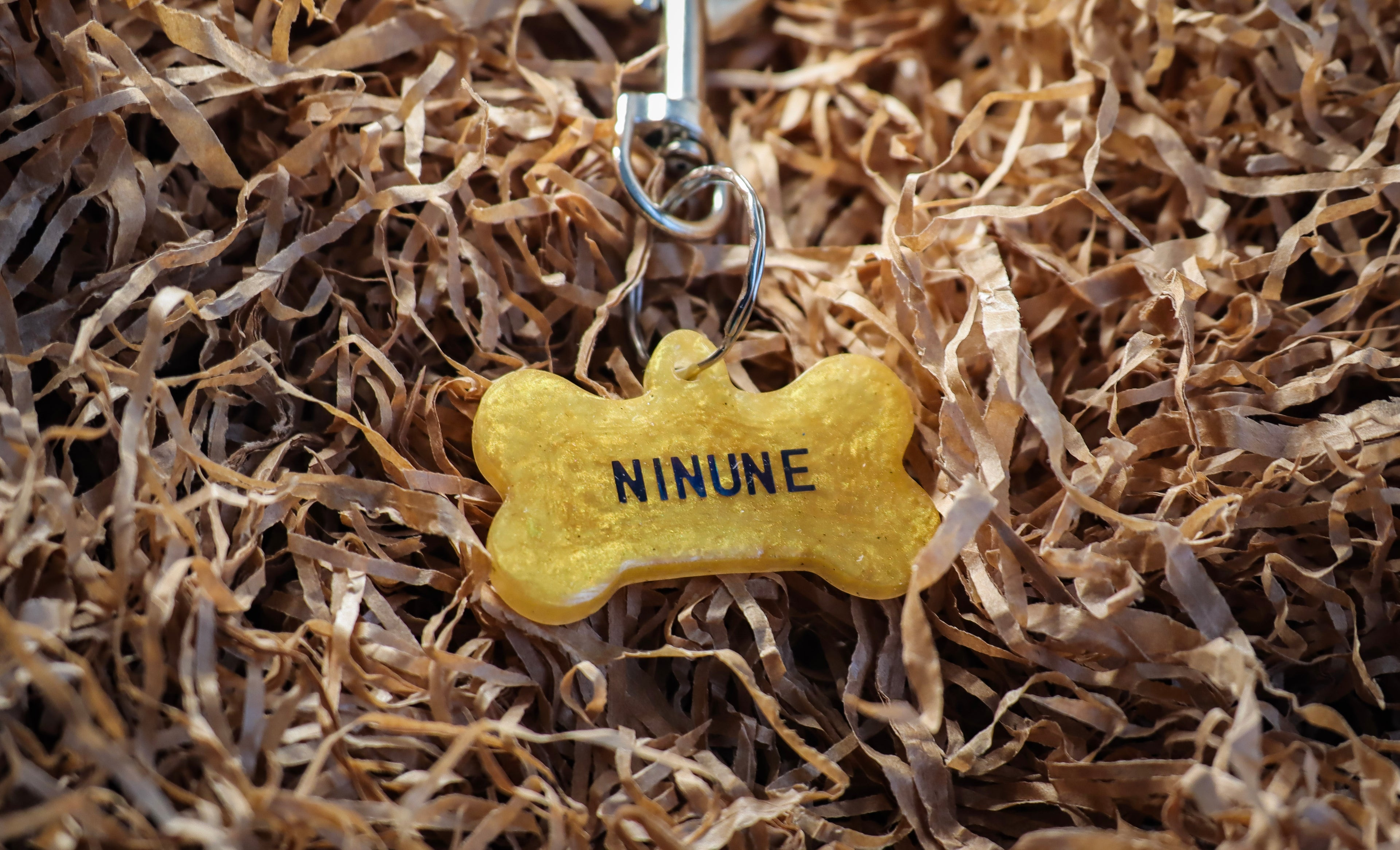 Chapa personalizada dorada