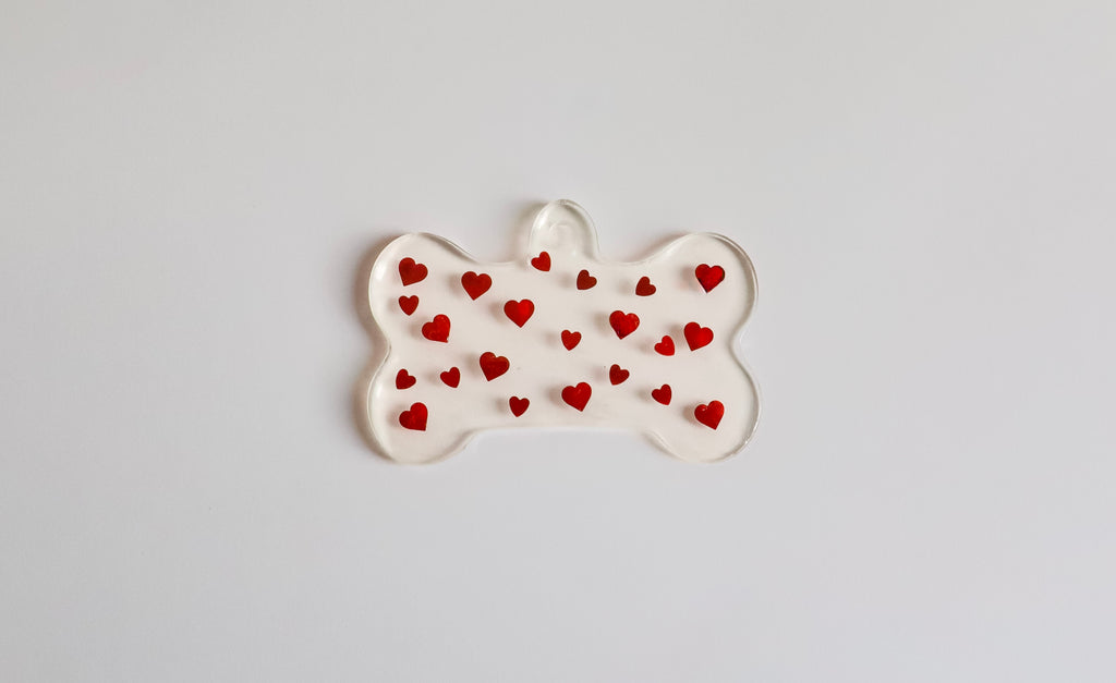 Chapa identificativa de corazones