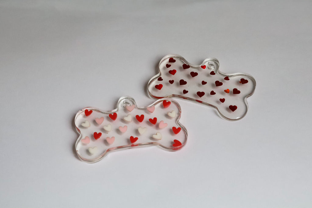 Chapa identificativa de corazones